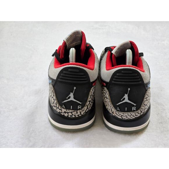 Sz. 7Y- JORDAN LEGACY 312 LOW CD9054-004 Black/Valour Blue/Univ Red/Wolf Grey - Picture 3 of 7